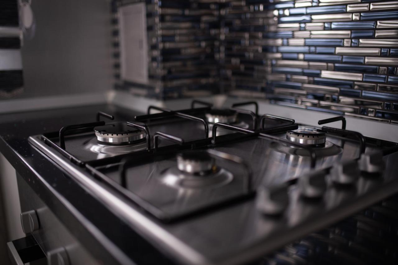 Apartament Denissia Oradea Bagian luar foto